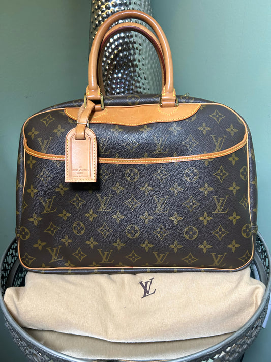 LV DEAUVILLE HANDBAG