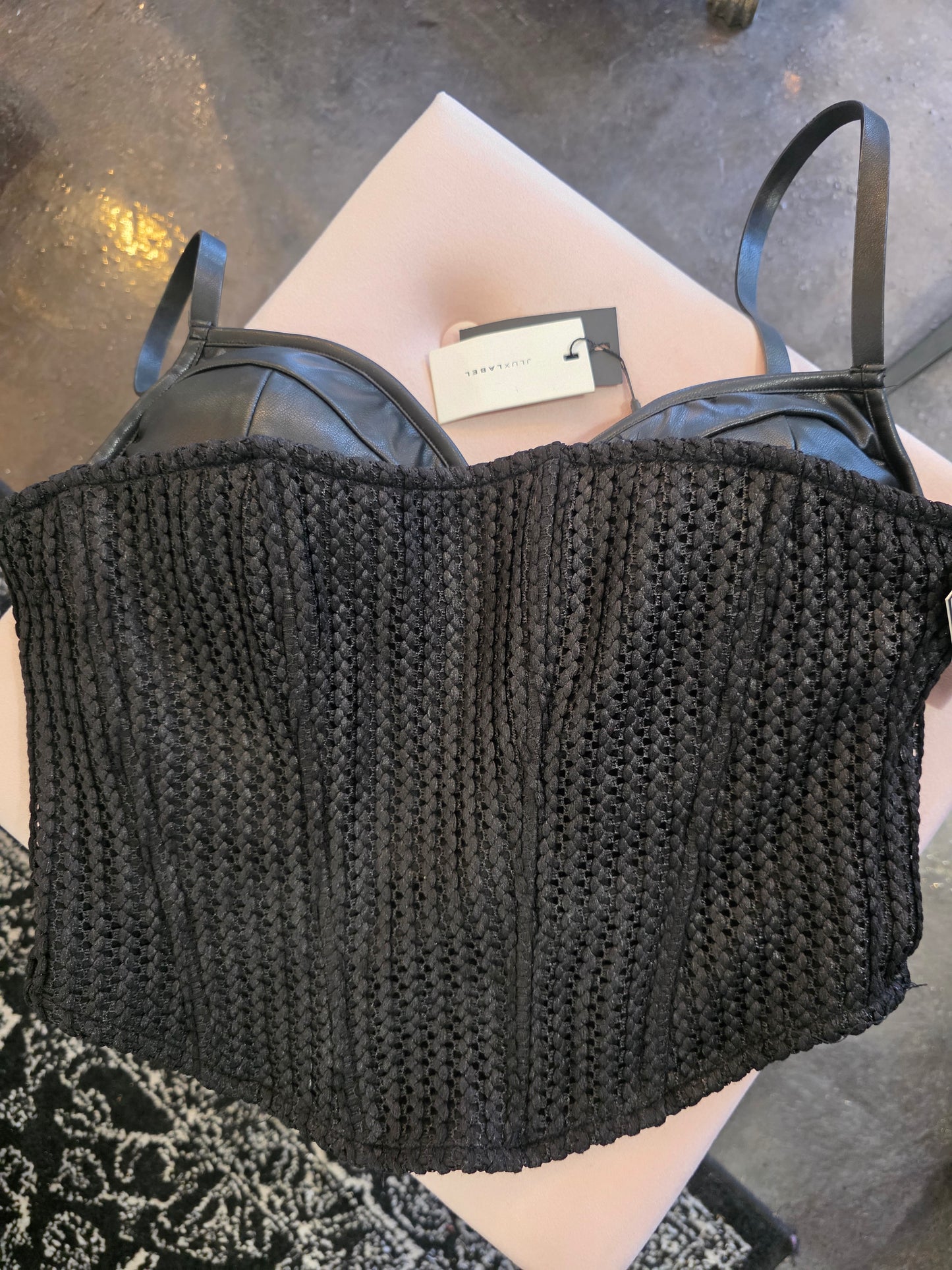 JLuxe Label Top NWT